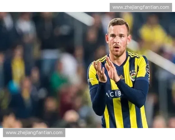 费内巴切足球俱乐部历史辉煌与未来展望：土耳其足球巨头的崛起与挑战