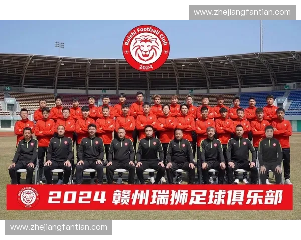 围绕新赛季足球联赛竞争格局深度解析与球队崛起趋势的发展前景展望